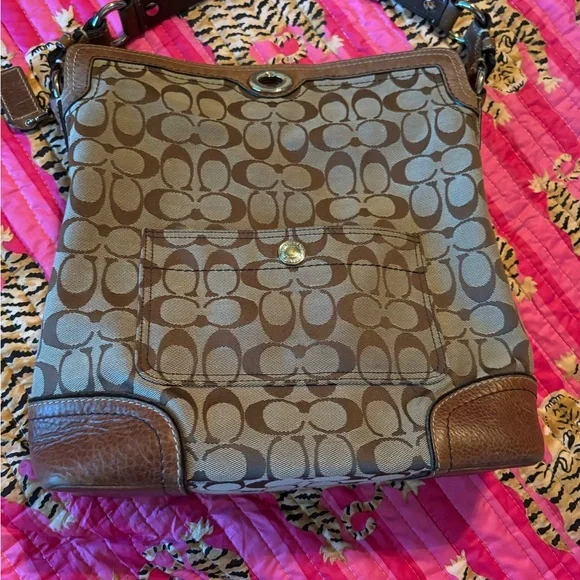 Coach Brown/Khaki Signature Shoulder Bag - Picture 4 of 4